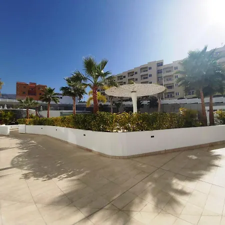 Appartamento New Near The In Playa Paraiso (Tenerife)